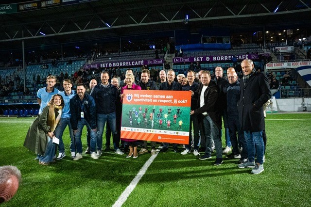 BOSSCHE VOETBAL ONDERTEKENT VEILIG VOETBAL CONVENANT